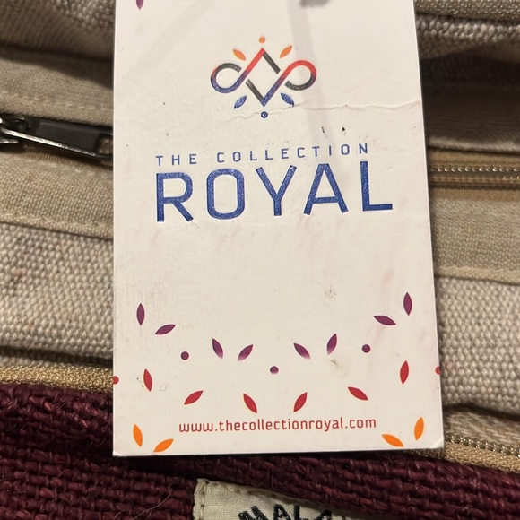 THE COLLECTION ROYAL handcrafted backpack in brown NWT - Picture 3 of 10